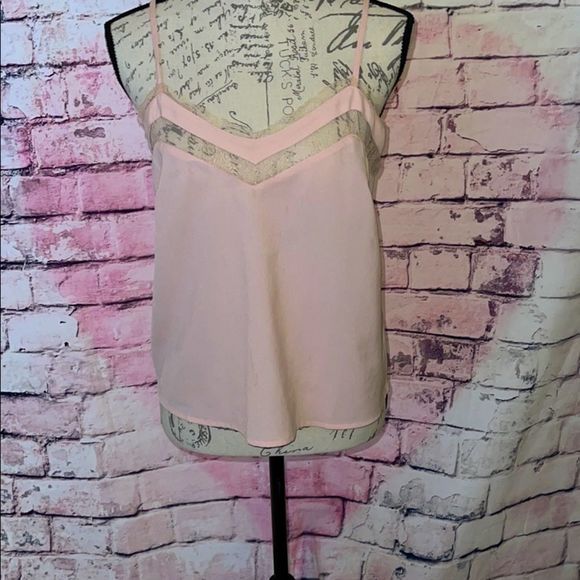 🔥MITTOSHOP🔥PALE PINK CAMI🔥SZ SMALL - Picture 1 of 5